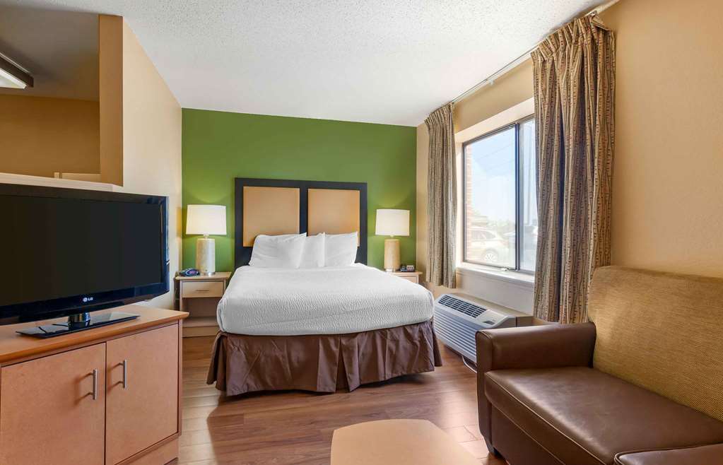 Extended Stay America Select Suites Madison Old Sauk Rd. - photo 8