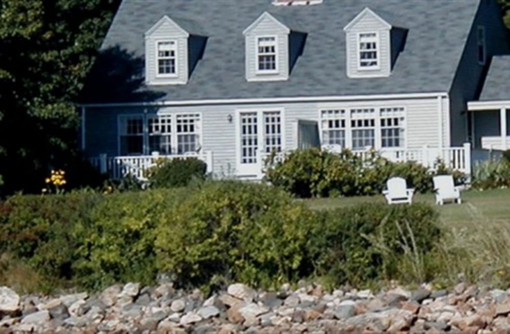 Dockside Guest Quarters & Restaurant - photo 20