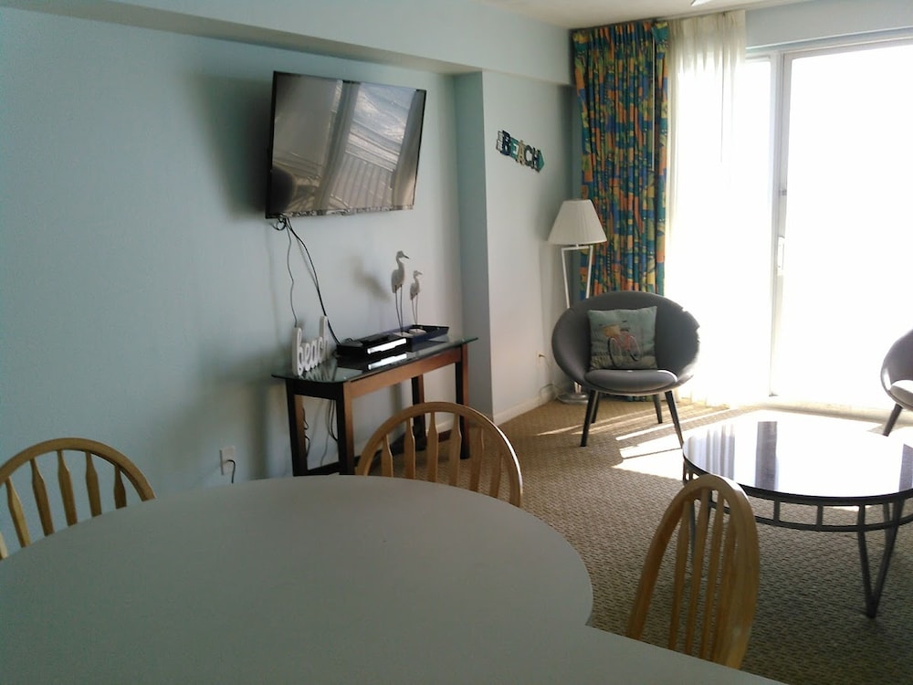 Ocean Walk Resort - photo 180