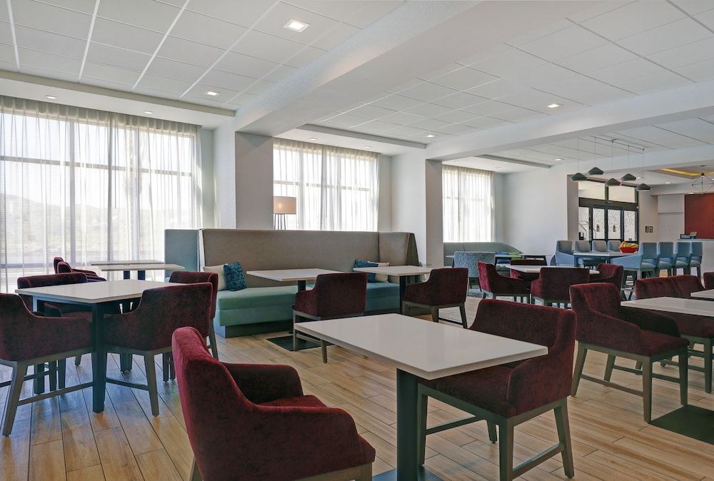 Hampton Inn Patterson - photo 30