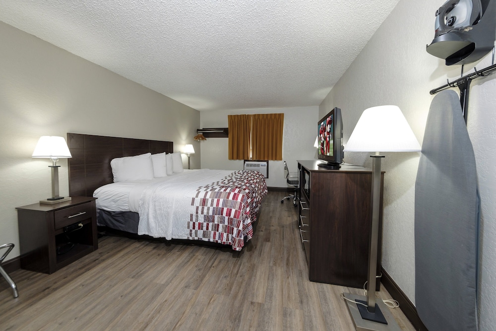 Red Roof Inn Culpeper - photo 8