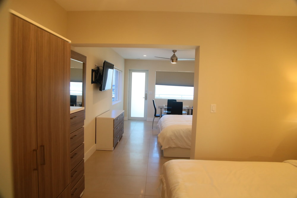 The Diane Oceanfront Suites - photo 19