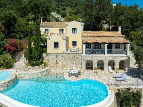 Villa Maro — 4-Star Luxury Hotel in Agios Stefanos, Greece