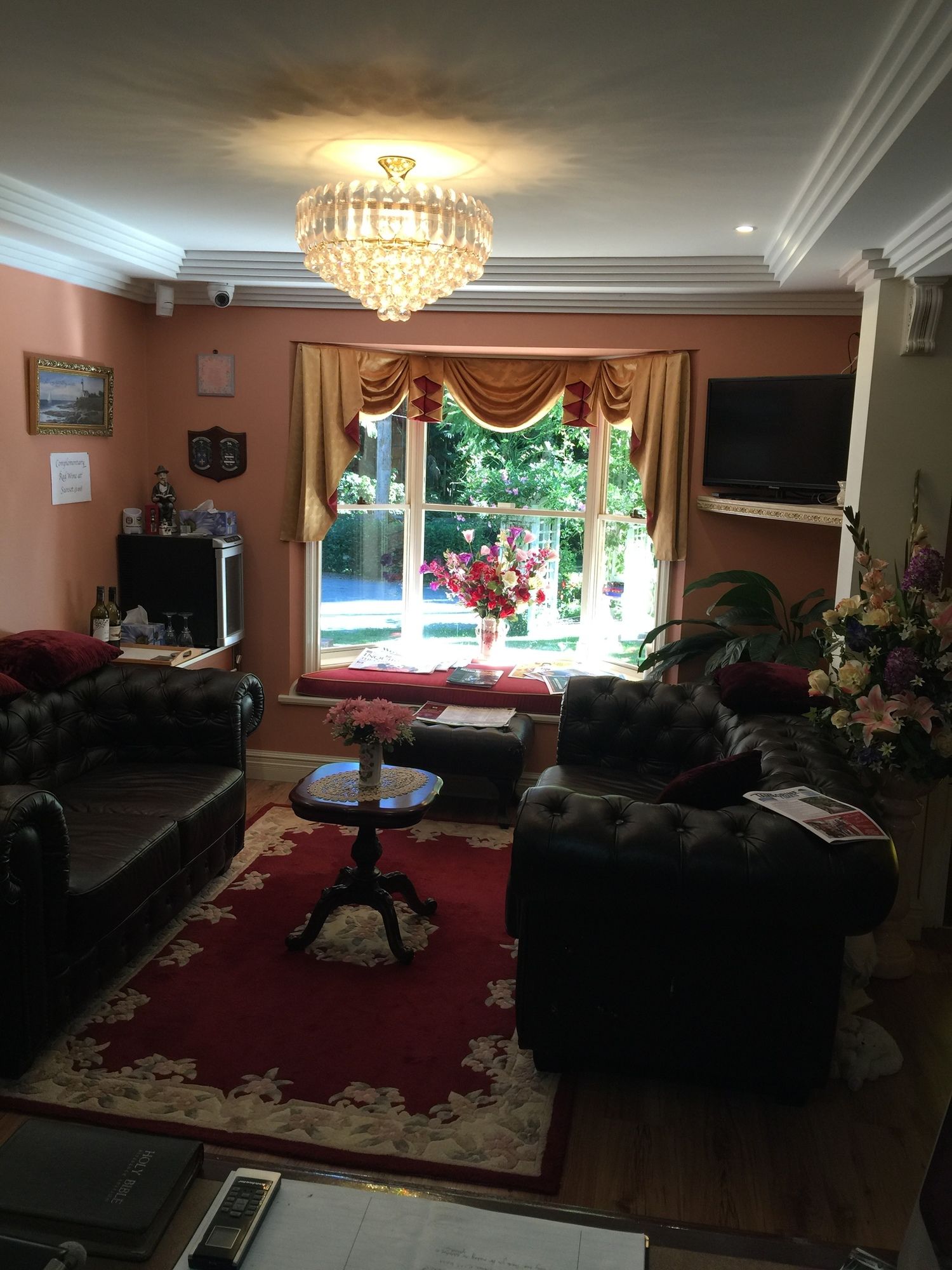 Curtis Falls Mountain Spa Retreat — Tamborine Mountain
