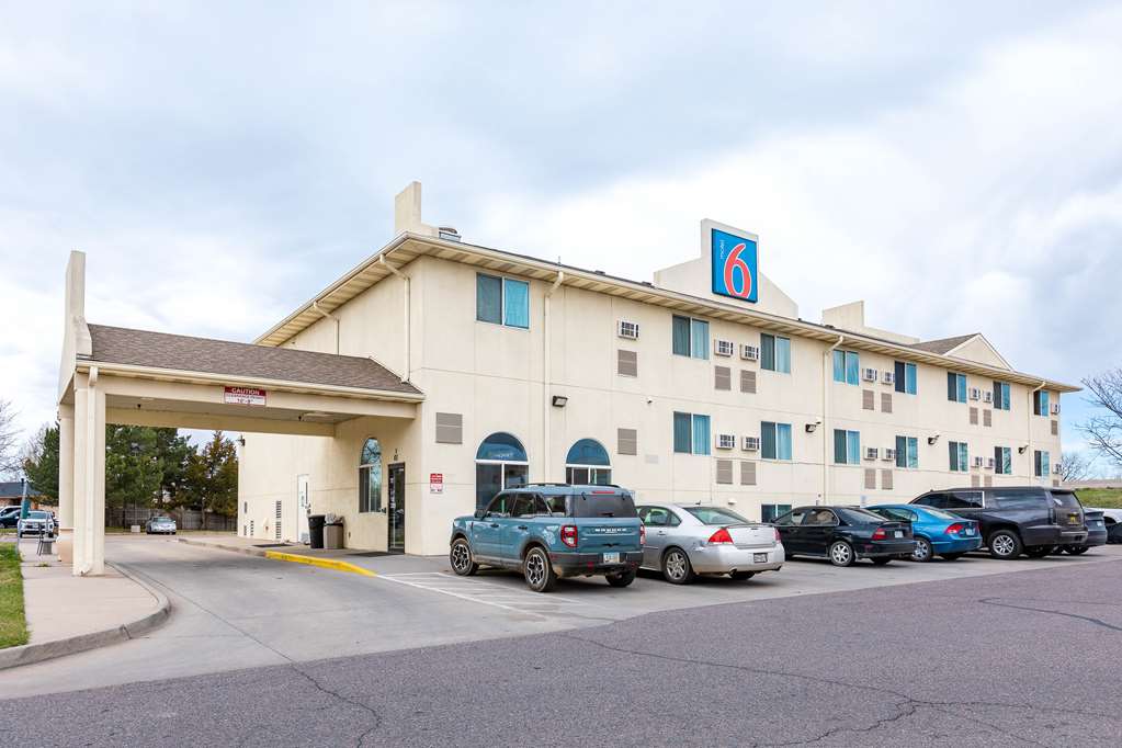 Motel 6 Fort Lupton CO - photo 2