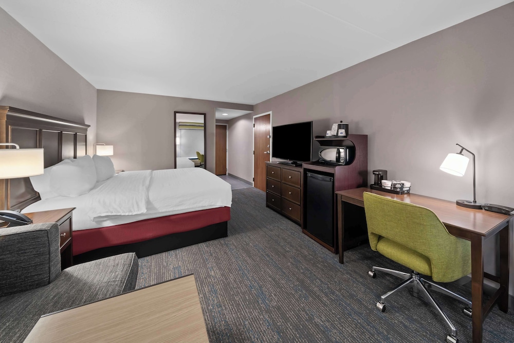 Hampton Inn Franklin Milford - photo 21