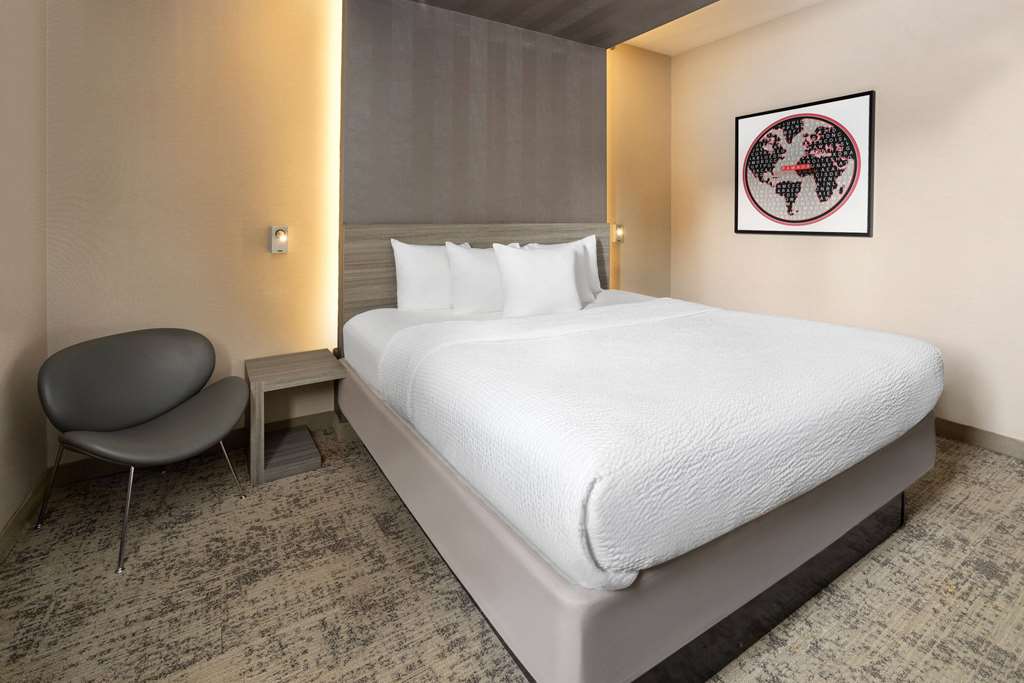 Ramada by Wyndham Bronx - photo 12