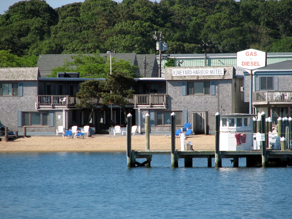 Vineyard Harbor Motel Private Beach - photo 377