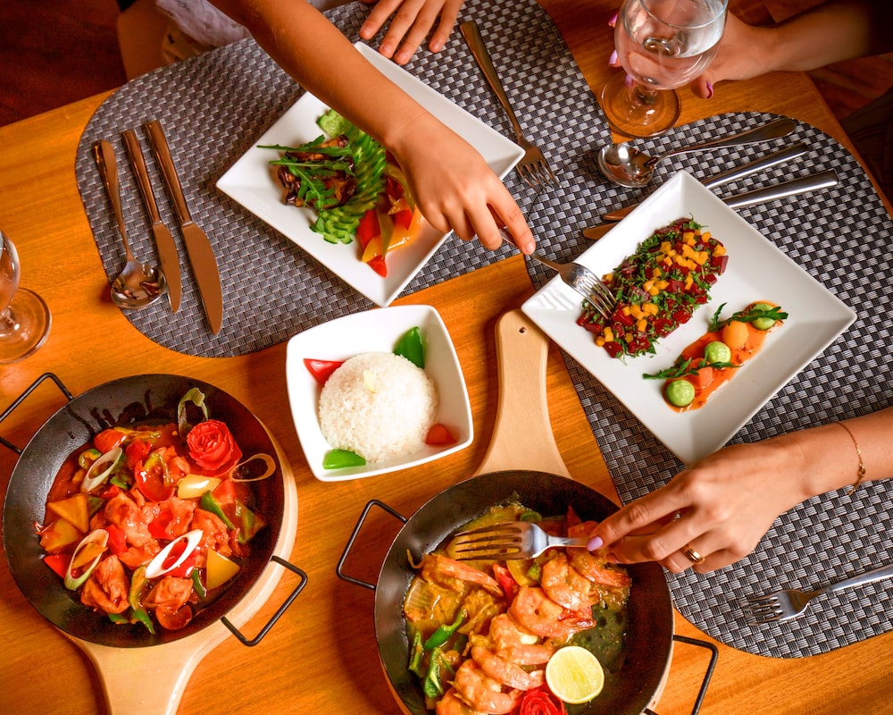 מזון ומשקאות