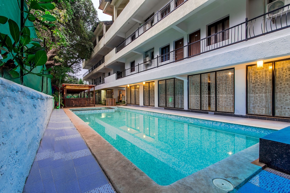 Maximum Holiday Inn in Vagator, India