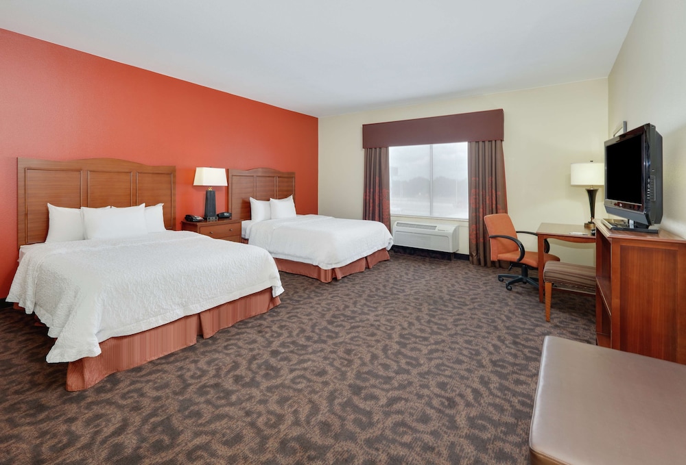 Hampton Inn and Suites Fort Worth Forest Hill - photo 5