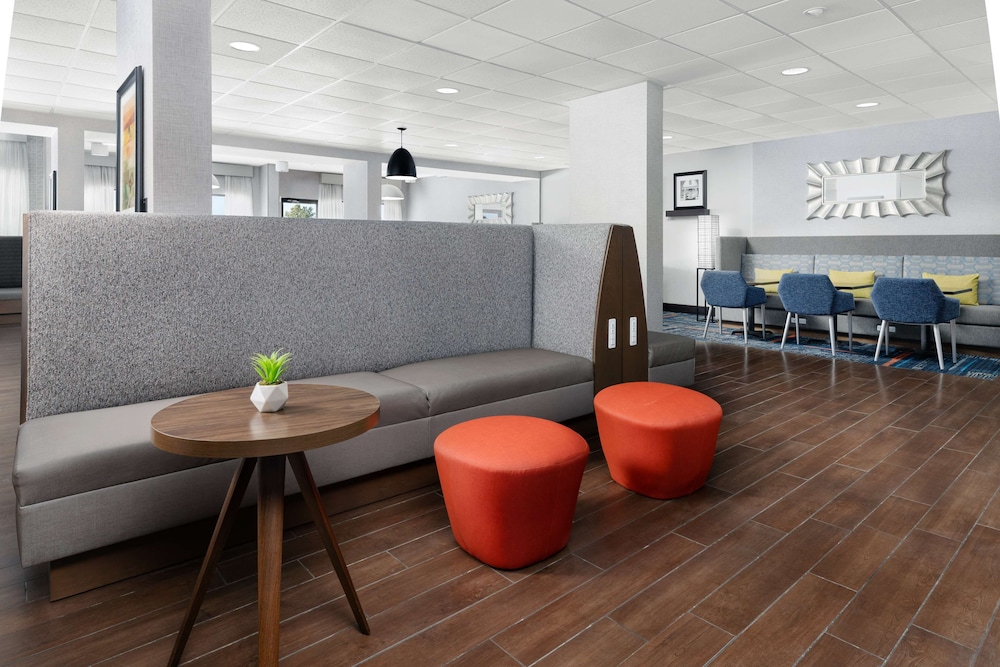 Hampton Inn Memphis Walnut Grove Baptist Hospital East - photo 3