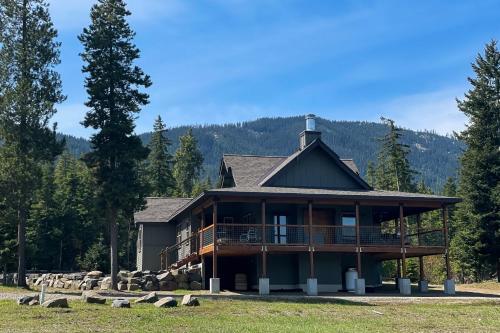 Big Timber Retreat in Cle Elum, United States