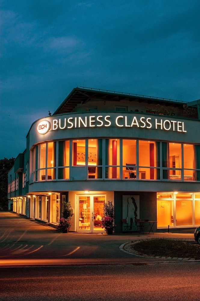 Business Class Hotel Ebersberg — Ebersberg