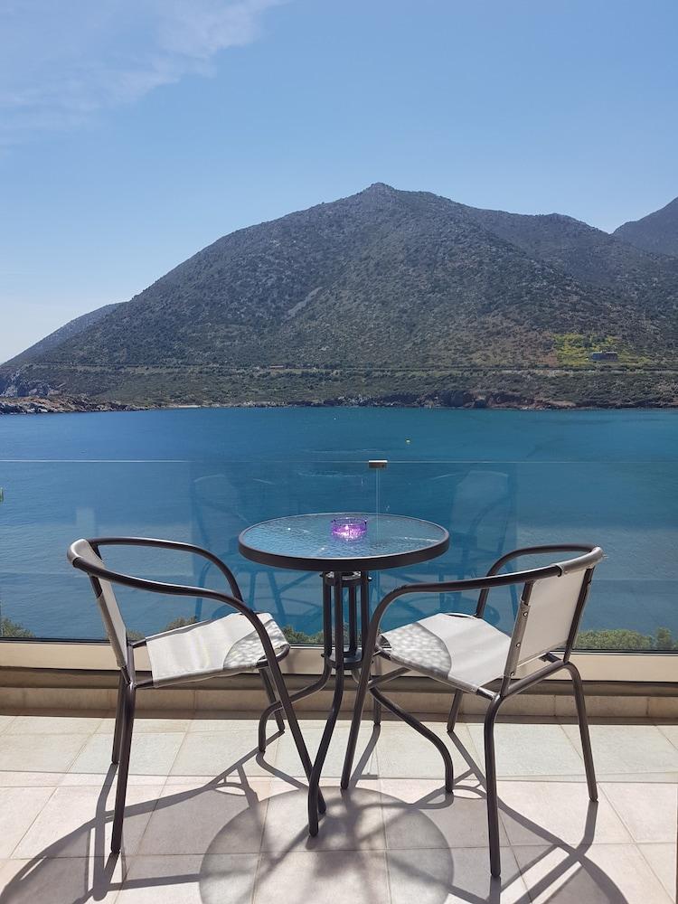 Studio Joanna in Bali, Greece