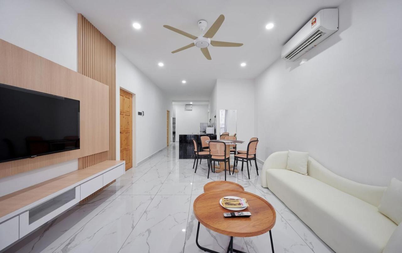 Ts Cozy Guesthouse 2Br 6Pax 餐厅免税店1分钟步行 — 4-Star Luxury Hotel in Kuah, Malaysia