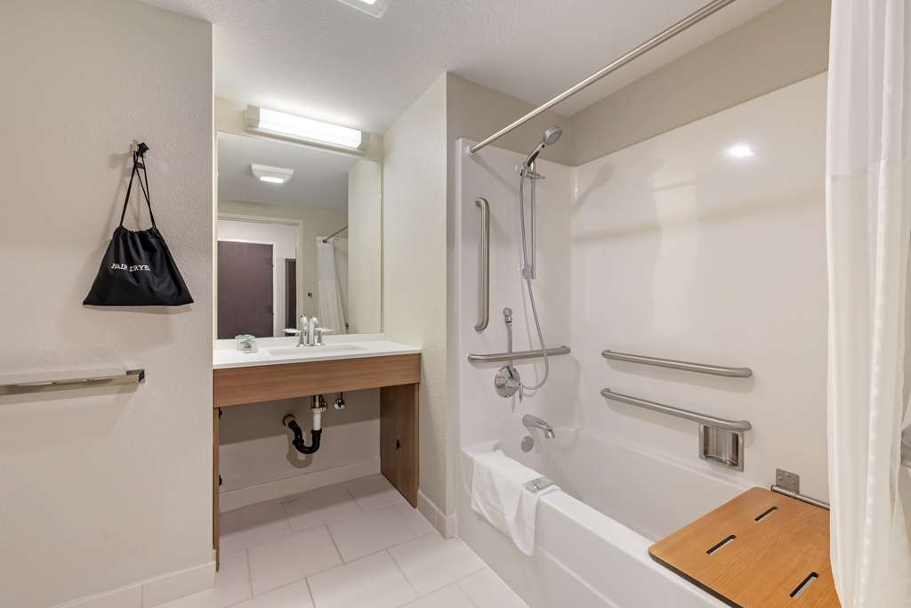 Best Western Limon - photo 20