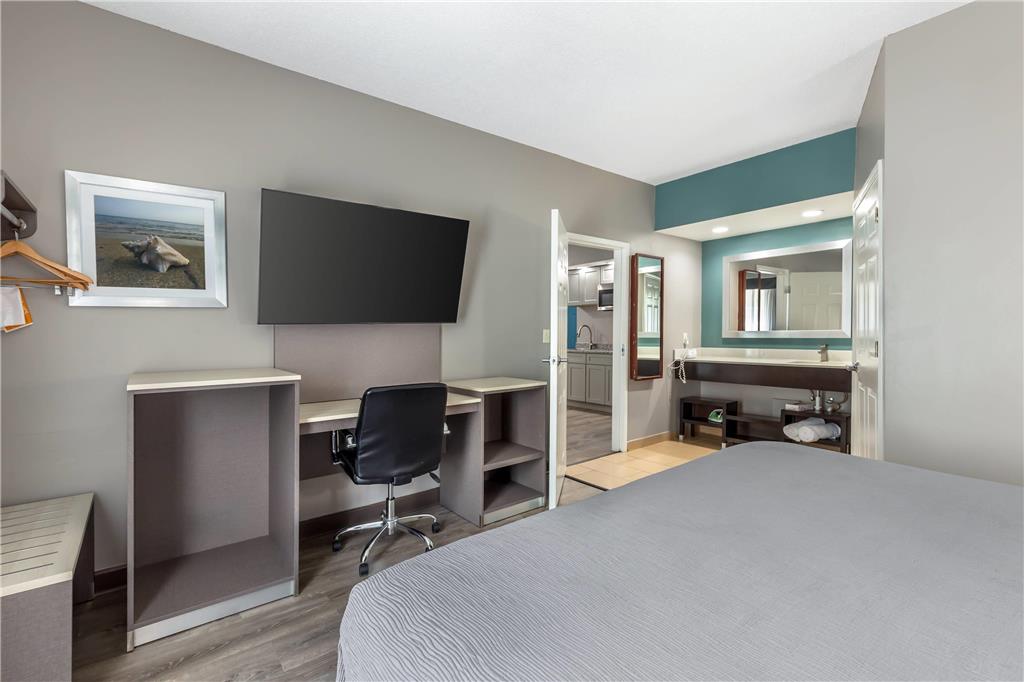 Quality Inn Wilmington - photo 22