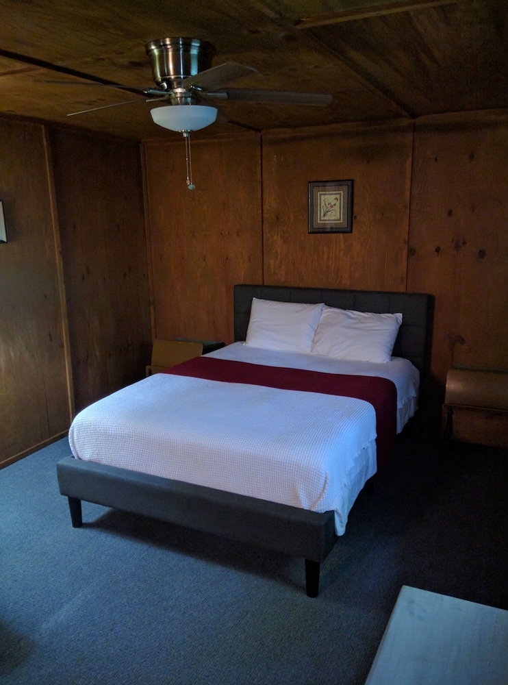 Sugar Creek Retreat - photo 7