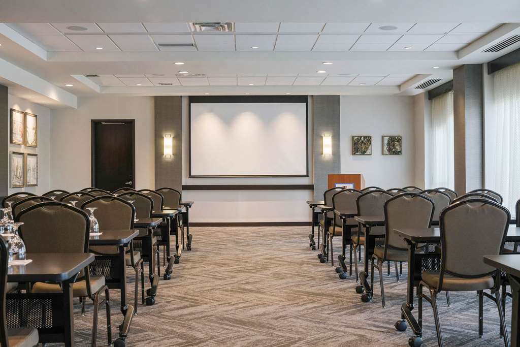 Hyatt Place Buffalo Amherst - photo 42