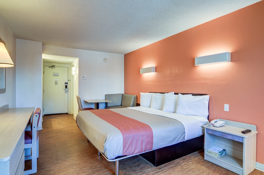 Motel 6 Greenwood Village CO Denver South Tech Center - photo 9