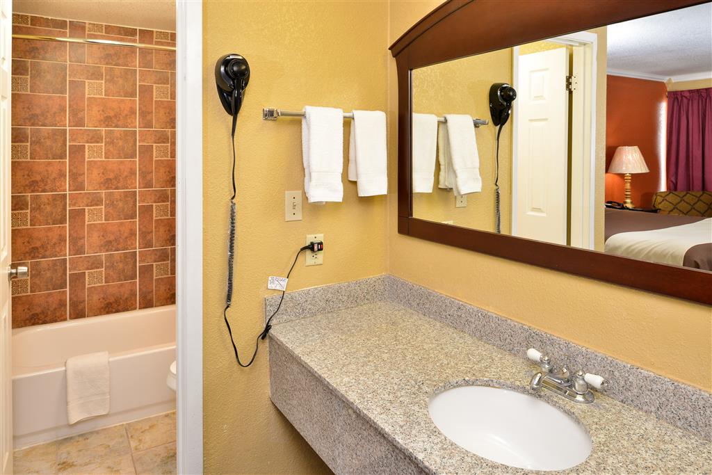 Americas Best Value Inn Schulenburg - photo 6