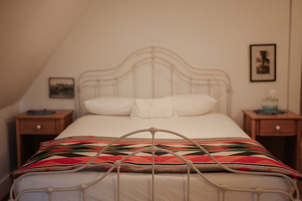 Gable House Bed and Breakfast Inn - photo 3