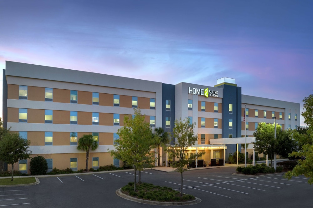 Home2 Suites by Hilton Tallahassee State Capitol - photo 31