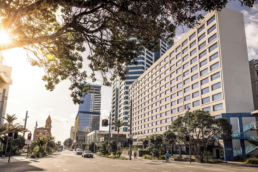 M Social Hotel Auckland — 4-Star Luxury Hotel in Auckland, New Zealand