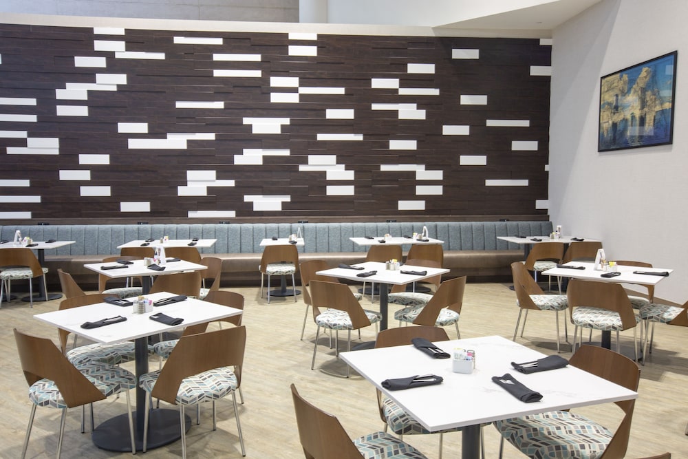 Holiday Inn Orlando International Airport by IHG - photo 65