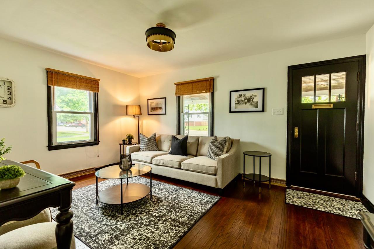 Speedway Finish Line House — 4-Star Luxury Hotel in Indianapolis, United States