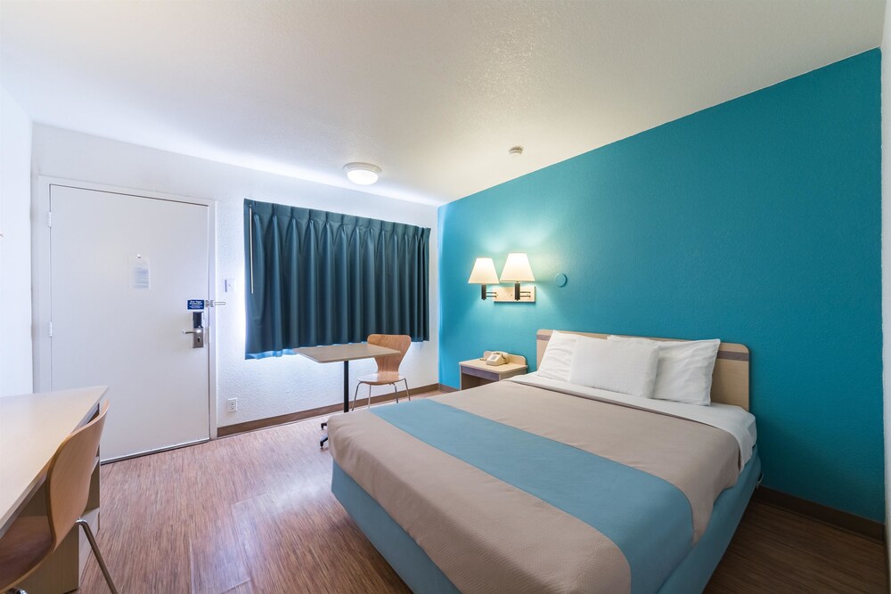 Motel 6 Deming - photo 10