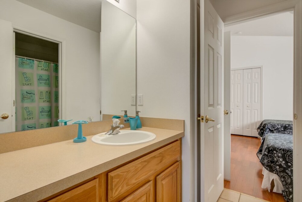 IT11361 Cumbrian Lakes 4 Bed 3 Baths Villa - photo 13