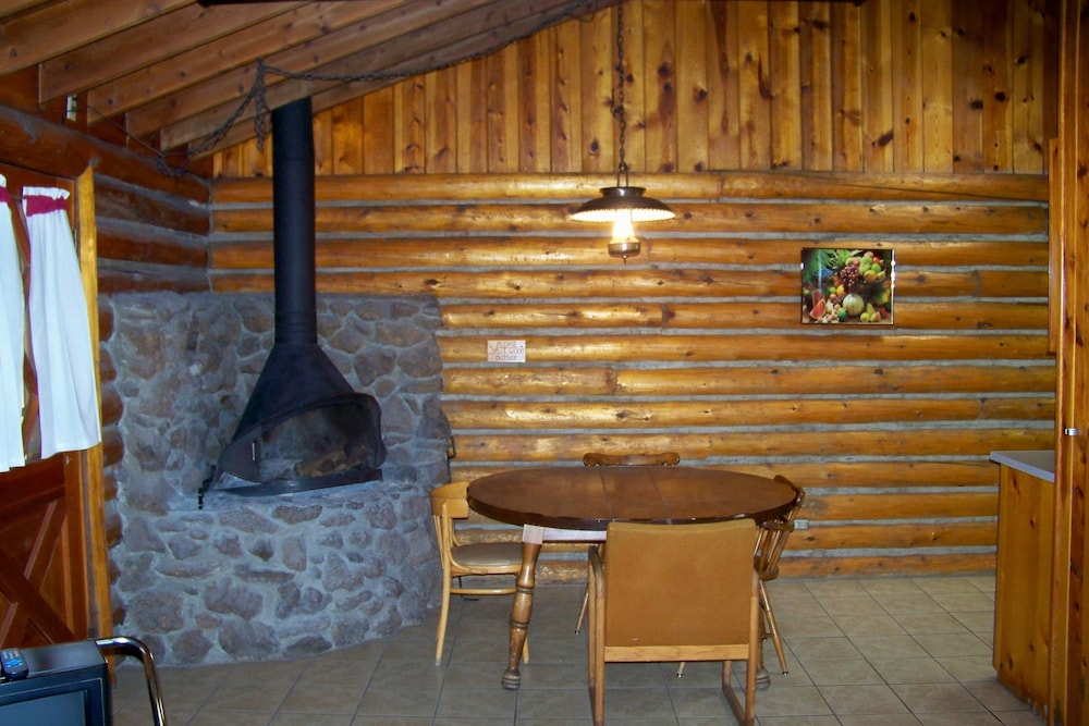 Lake of the Woods Resort - photo 9