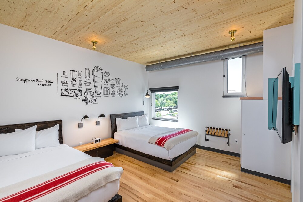 The Lark Bozeman - photo 19