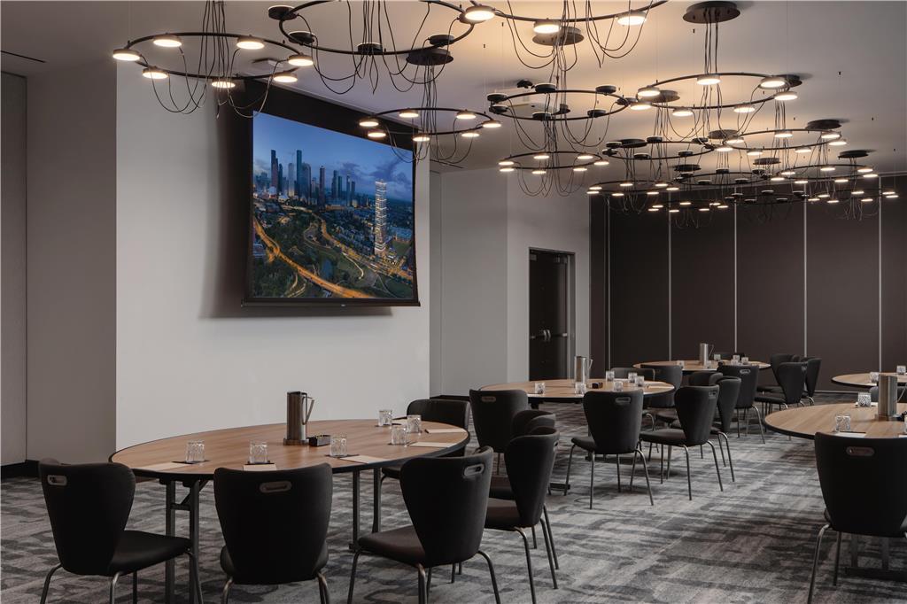 Thompson Houston by Hyatt - photo 20