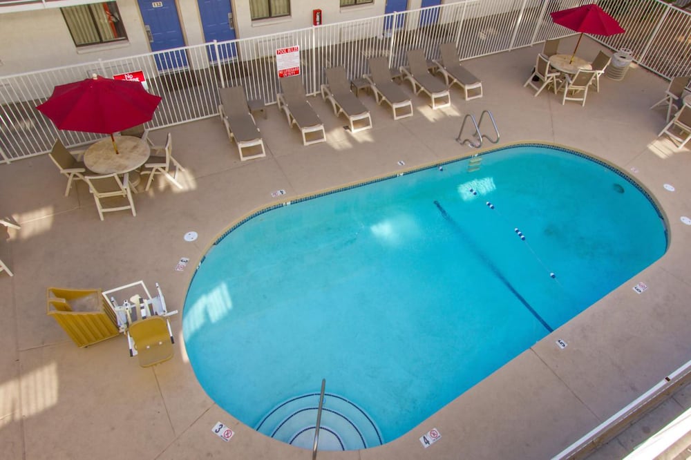 Phoenix Inn - photo 13