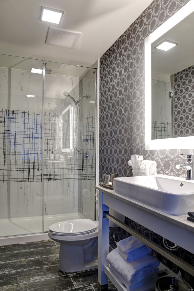 Luminn Hotel Minneapolis An Ascend Hotel Collection Member - photo 11