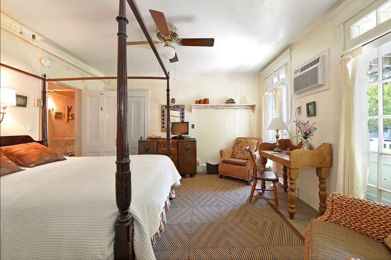 Latch Pop Up Inn - photo 15