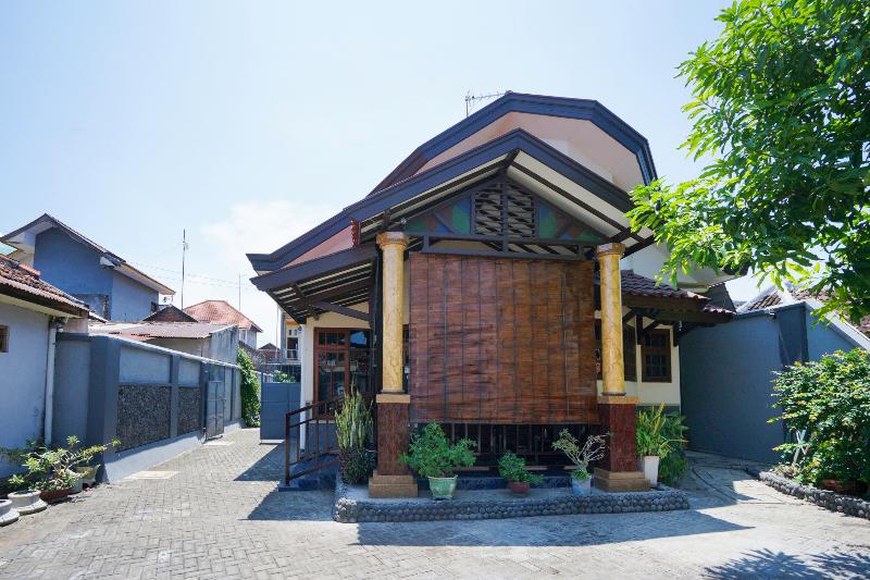 Penginapan Anggrek Syariah 2 in Probolinggo, Indonesia