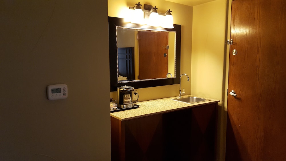 DoubleTree by Hilton Phoenix Tempe - photo 22