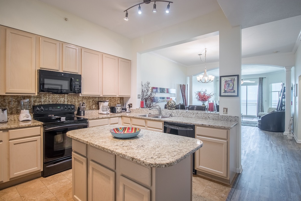Legacy I 1403 Penthouse - photo 12