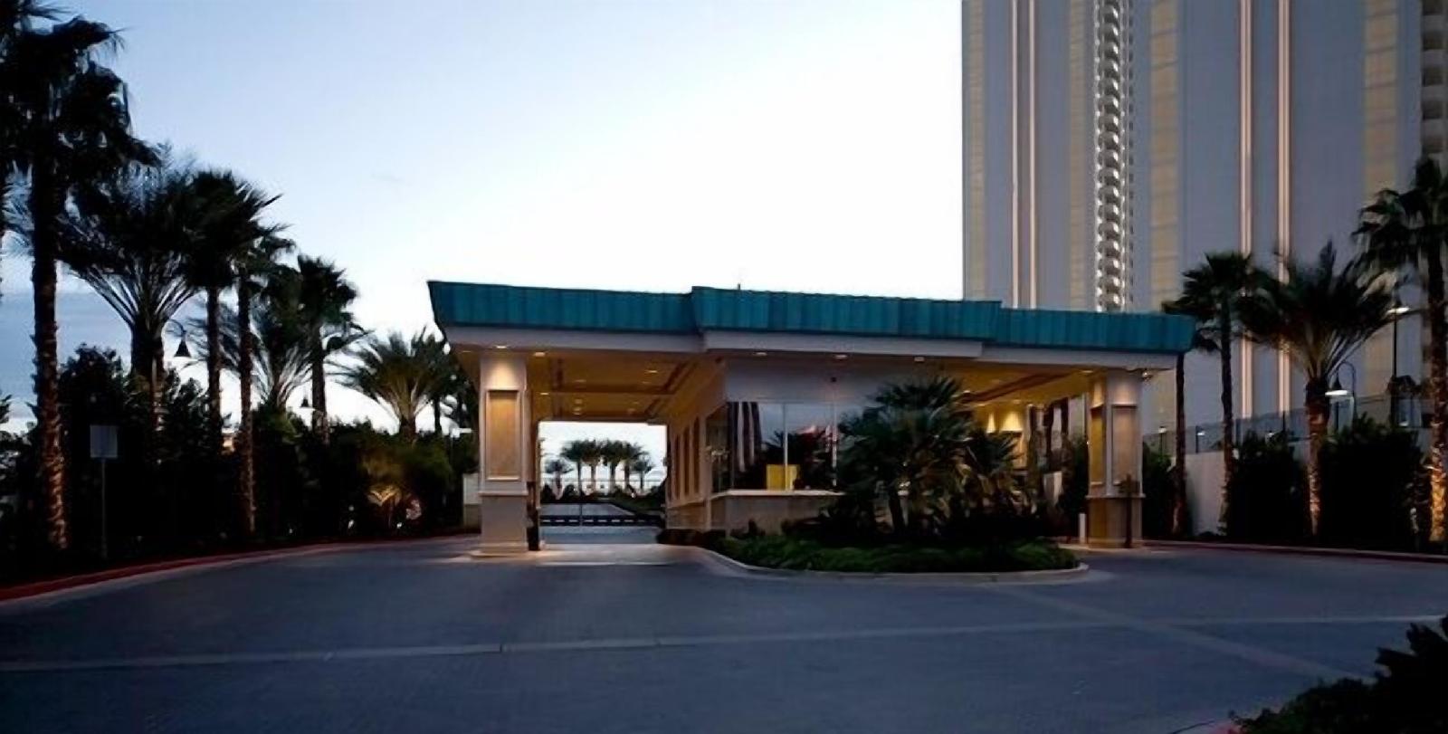 BlueChip at The Signature - photo 4