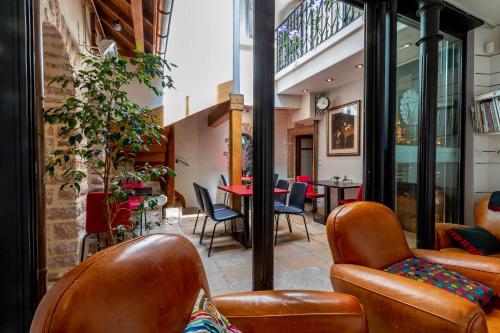 La Maison De Maurice — 4-Star Luxury Hotel in Beaune, France