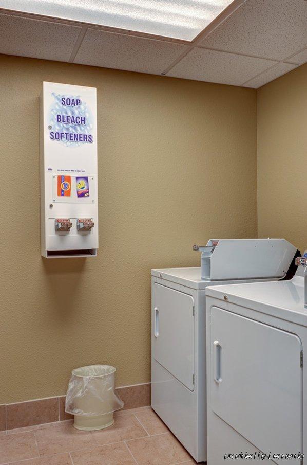Boarders Inn & Suites - photo 6