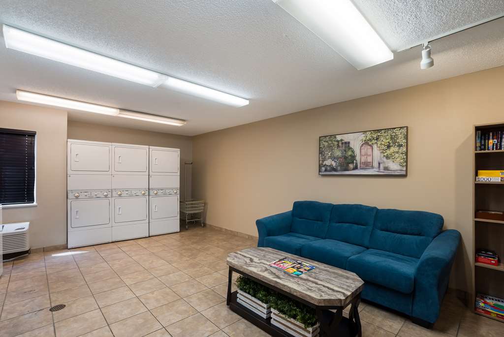 Sonesta Simply Suites Des Moines - photo 29
