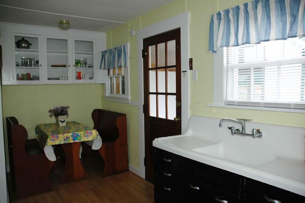 Channel Watefront Cottages - photo 65