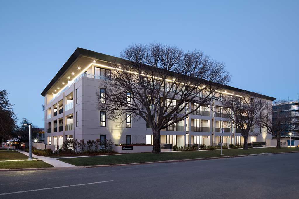 Knightsbridge Canberra - carbon neutral hotel in Kingston