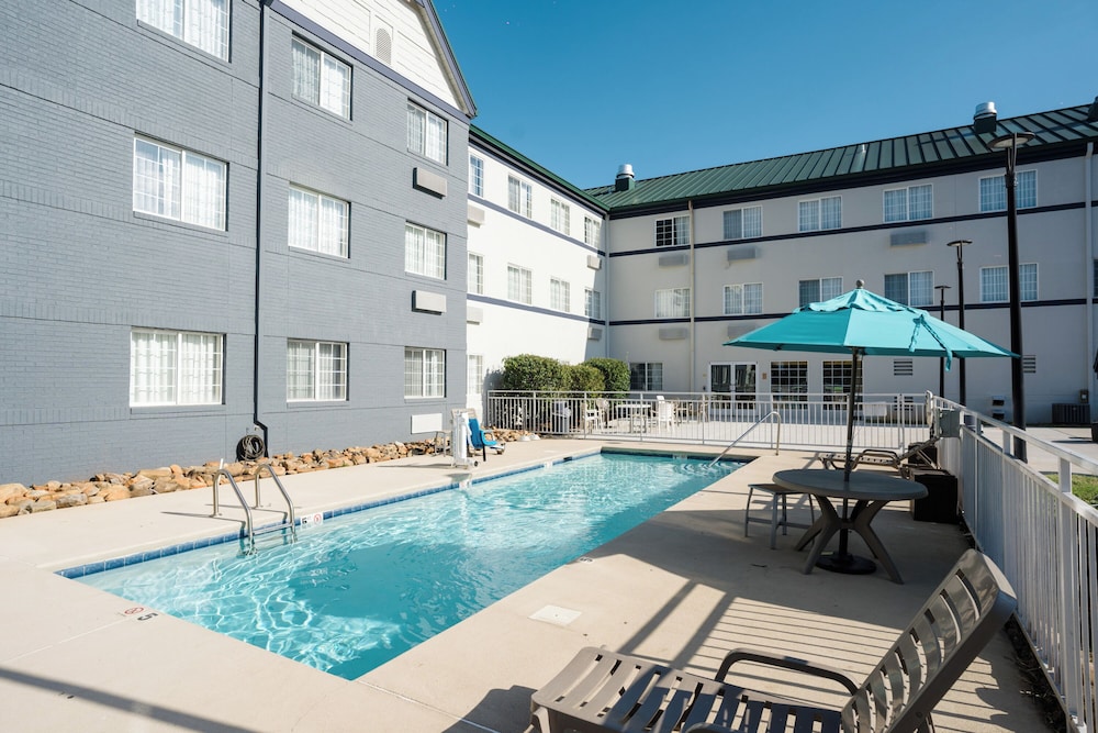 Mainstay Suites Knoxville Airport - photo 46