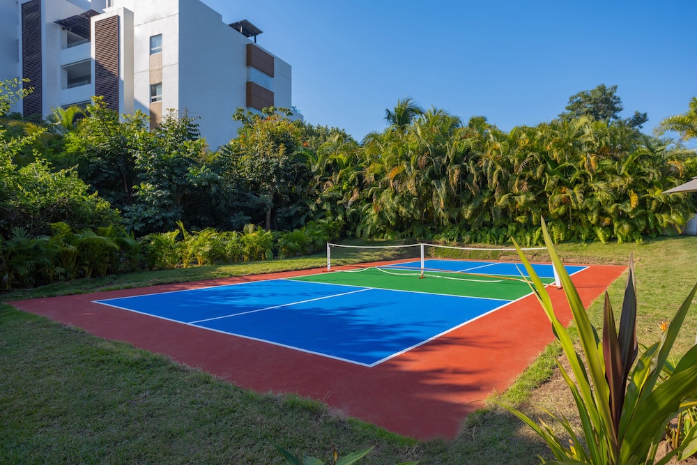 Sport court